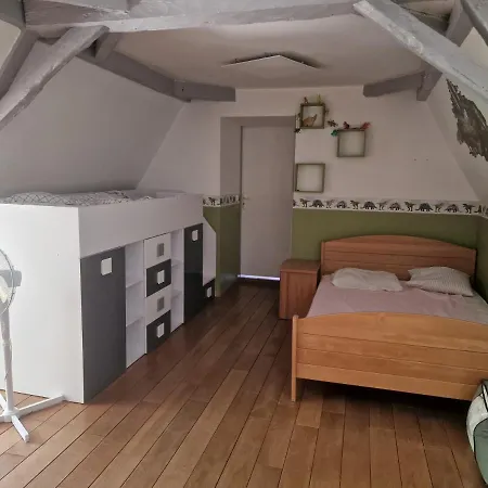 Vila For 10 People With Swimming Pool Journiac